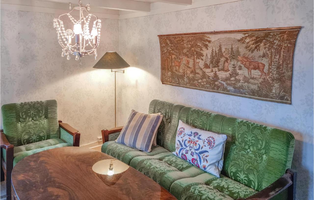 Amazing Home In Hidrasund With Wifi Eide  Ruang foto